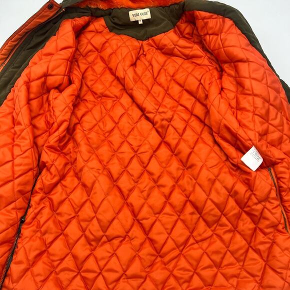 VERI GUDE Green Coat With Hood - Picture 9 of 11